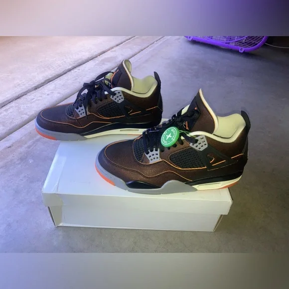 NIB Nike Air Jordan 4